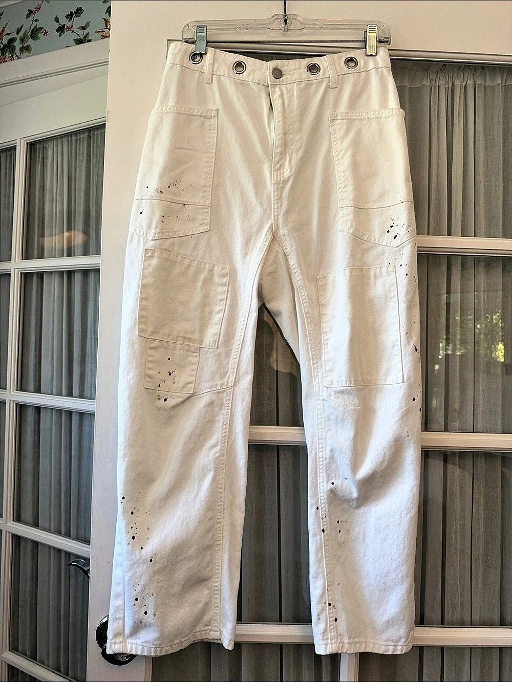 White Cargo Pants Fair